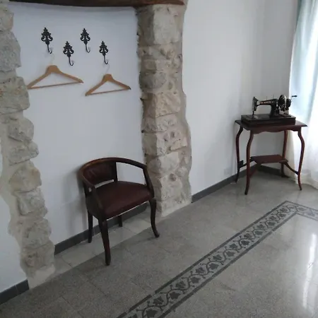 Casina Di Pietra Alloggio per agriturismo *